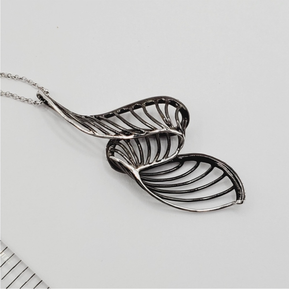14k Solid White / Black Gold Genuine Round Diamond Swirl Pendant Necklace - Picture 4 of 10